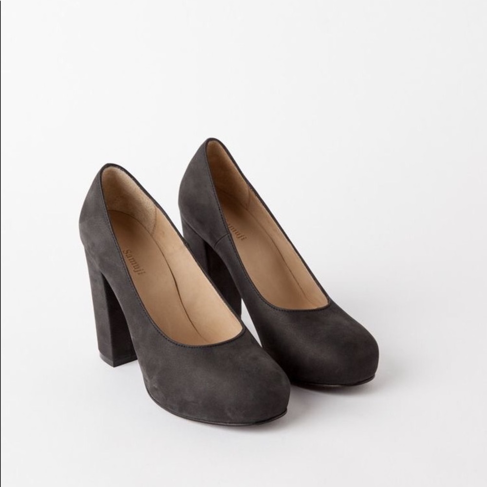 Samuji Black Platform Heel